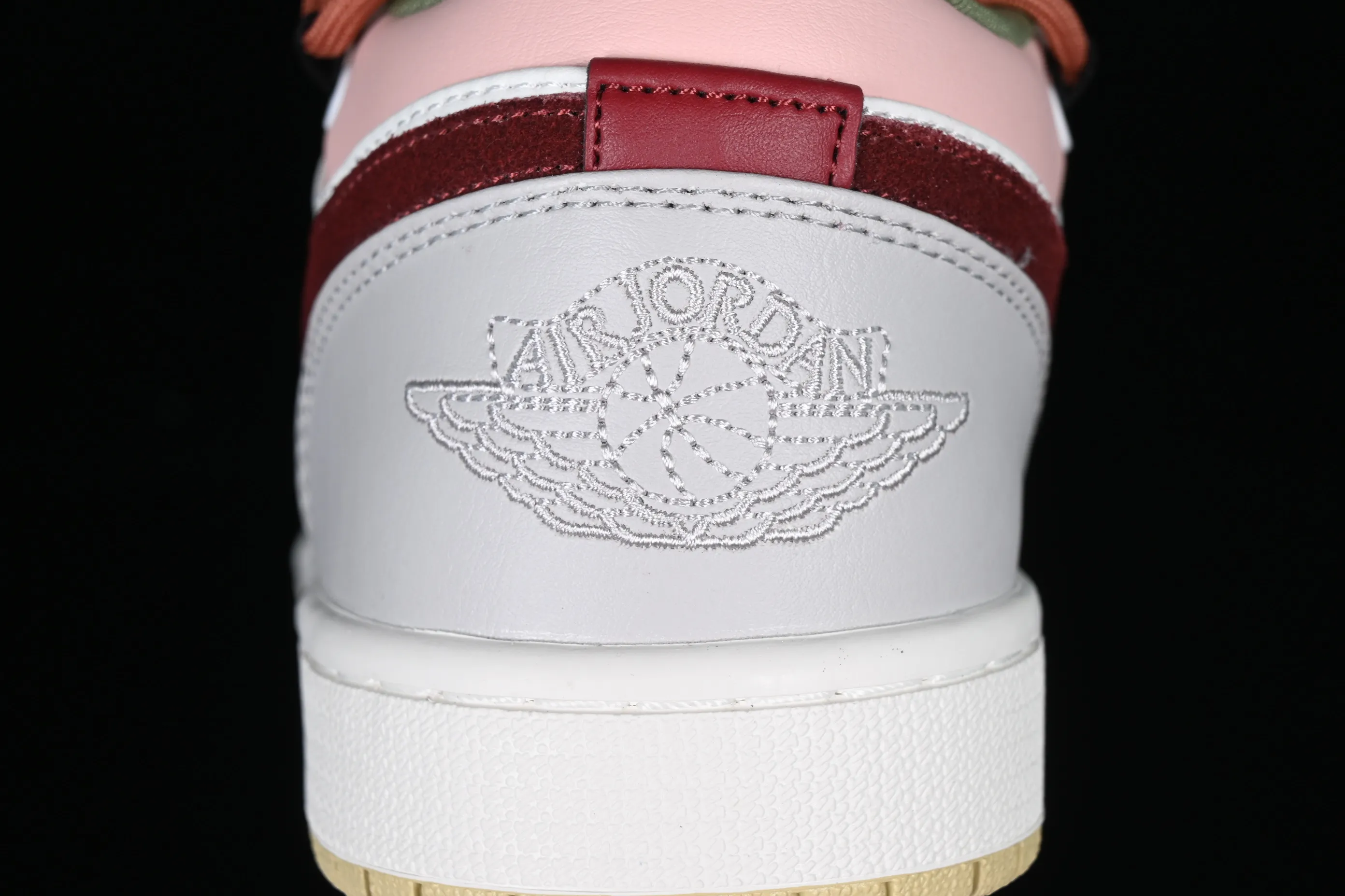 All categories Air Jordan Jordan series basketball shoes Air Jordan 1 Low Z version Air Jordan 1 Low AJ1 Joe 1 gray pink strap deconstruction low-top basketball shoes FD9906-131